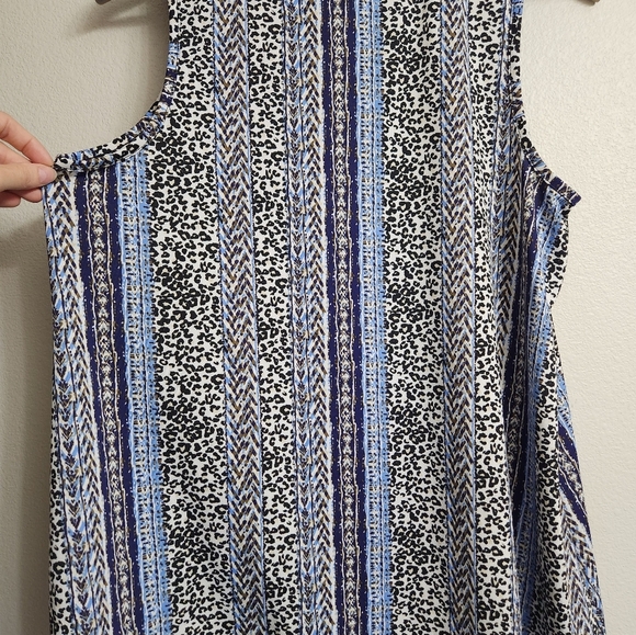 Apt 9 Animal Print Top Blue Large Sleeveless - Picture 5 of 5